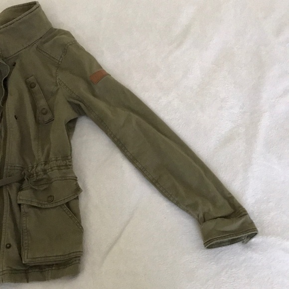 Army green hollister jacket - Picture 5 of 5